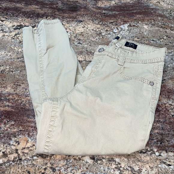 Supplies by Union Bay Size 16 Tan Mila Crop Pants with Decorative Metal Accents - Picture 4 of 13